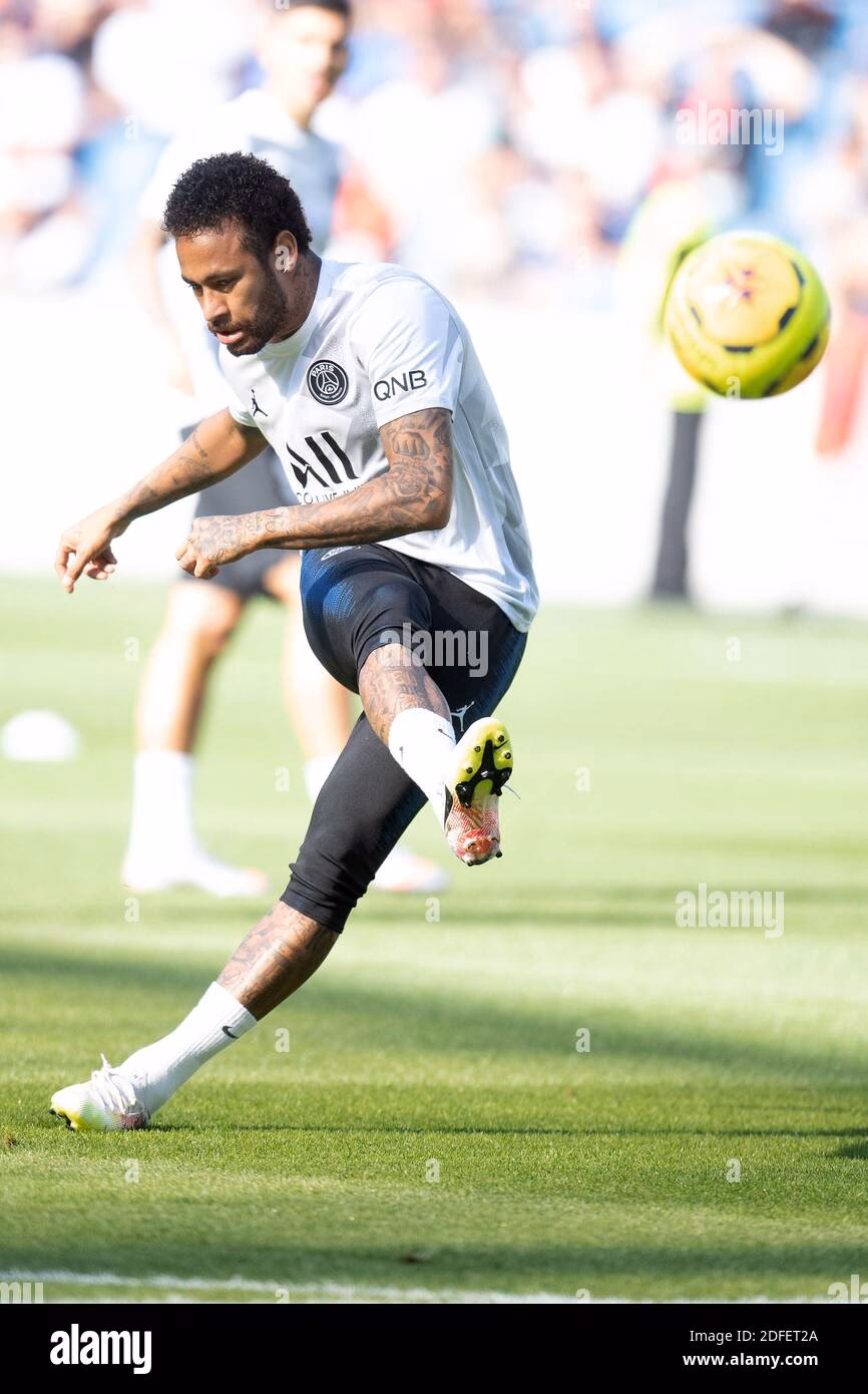 What is Neymar's training regime?