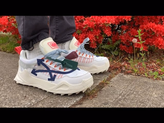 Does off-white fit true to size?