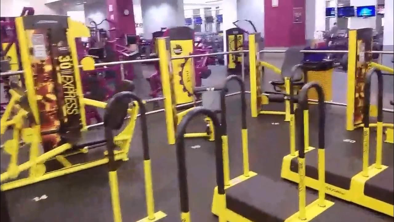 Does planet Fitness have a free zone?