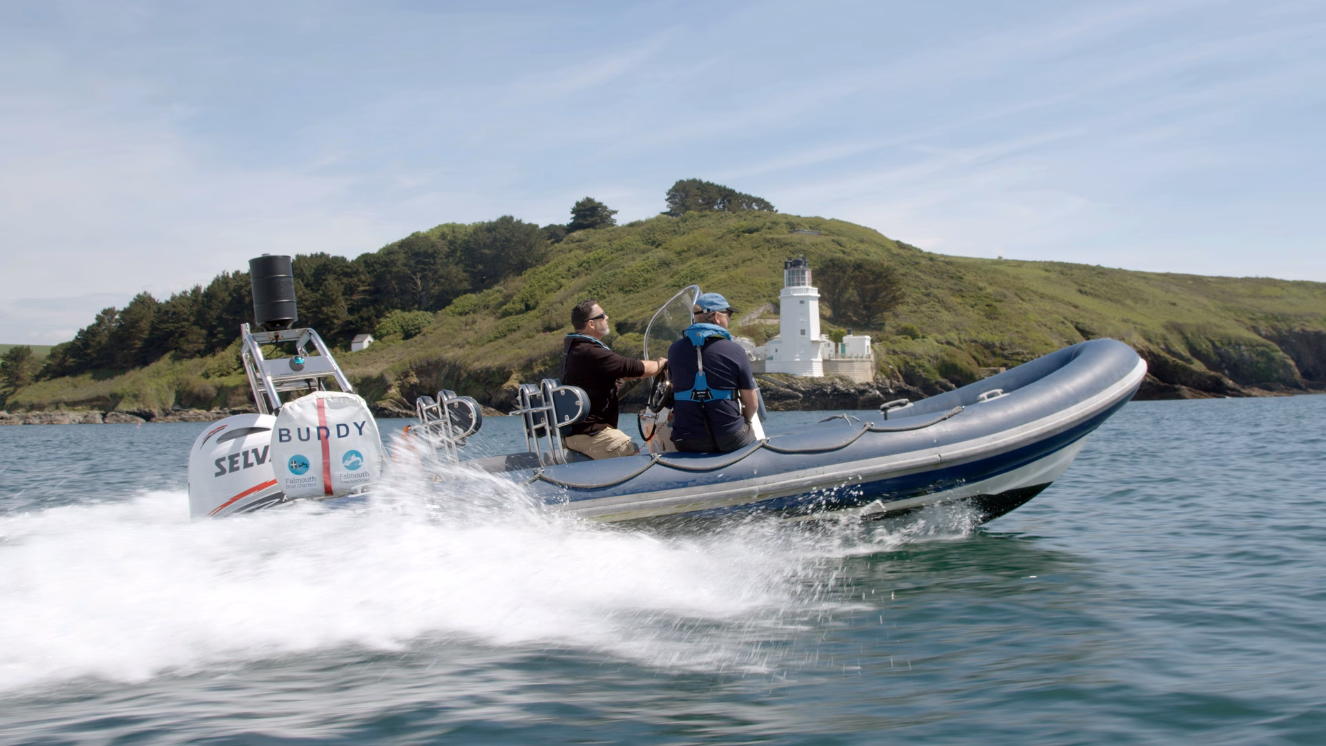 How much does a powerboat training course cost?