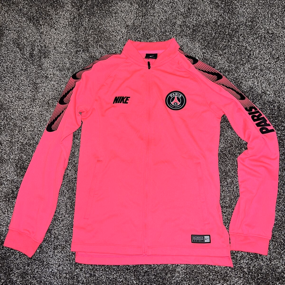 What is the best PSG training tracksuit?
