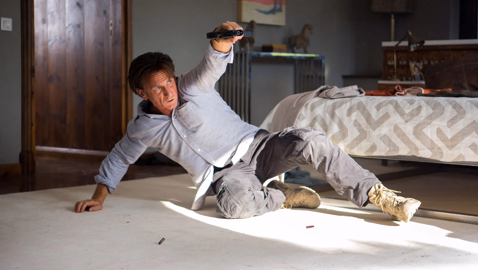 How old is Sean Penn to get fit?