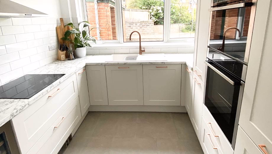 Which kitchen features are best for small kitchens?