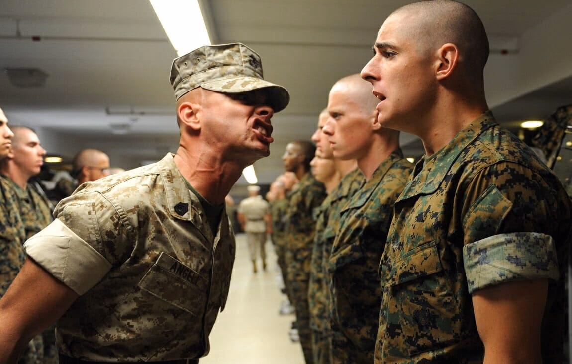 How many basic training locations are there in the US Army?