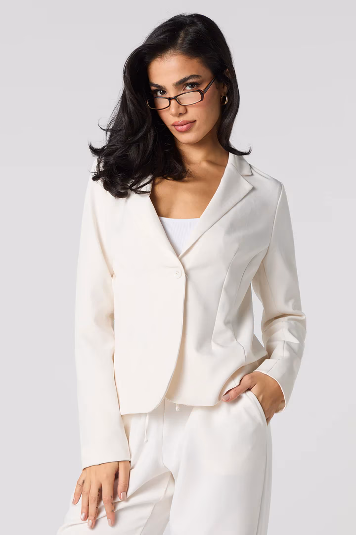 What are long Blazers for women used for?